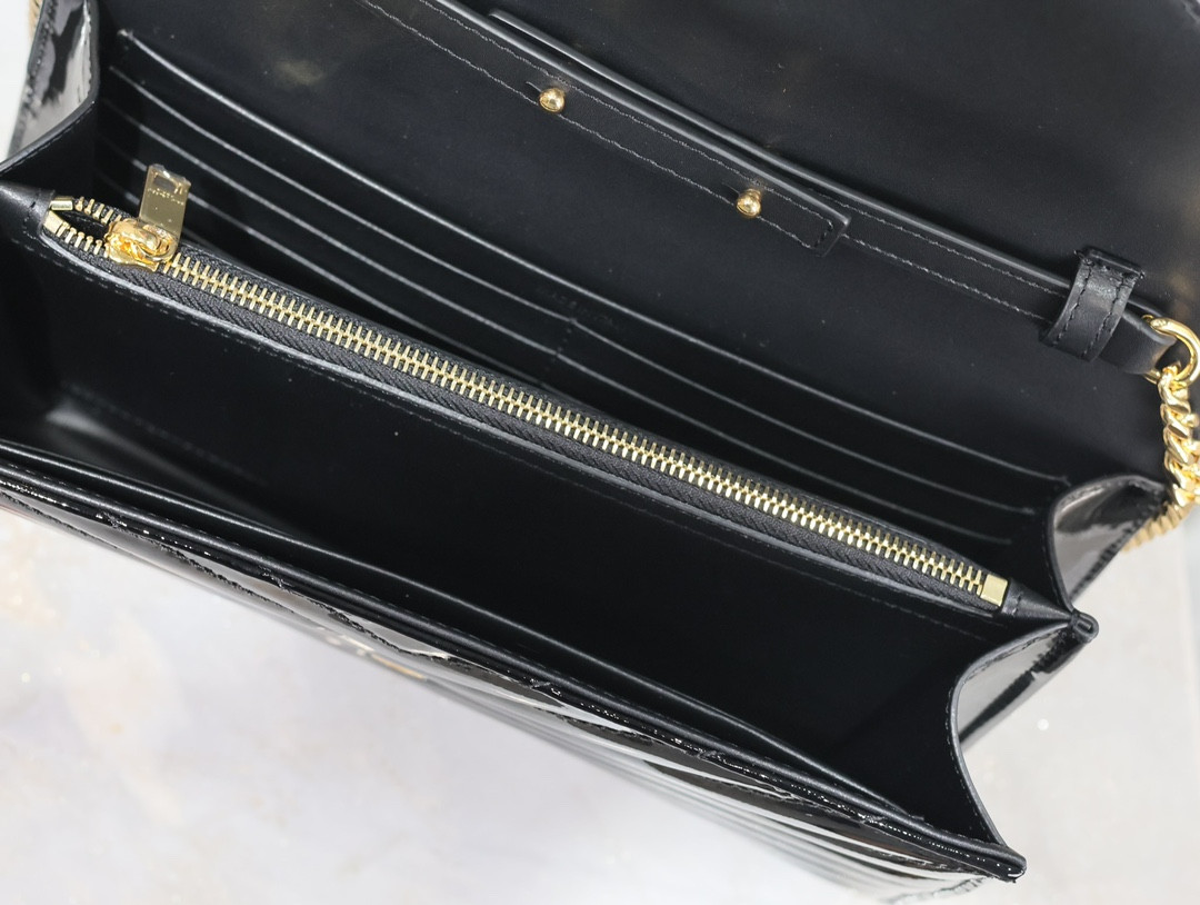 YSL Cassandra Monogram Classic Chain Wallet in patent leather 22.5 x 14 x 4cm - Image 8