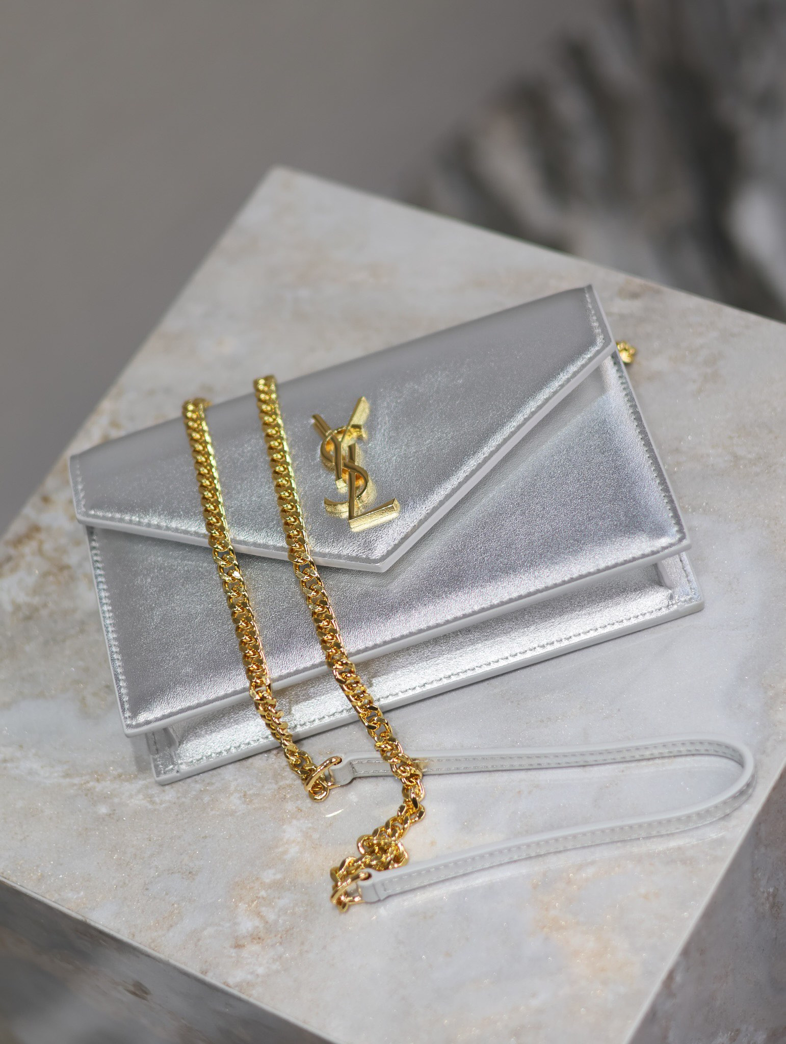 YSL Cassandra WOC envelope chain wallet 19x12.5x3.5cm - Image 7
