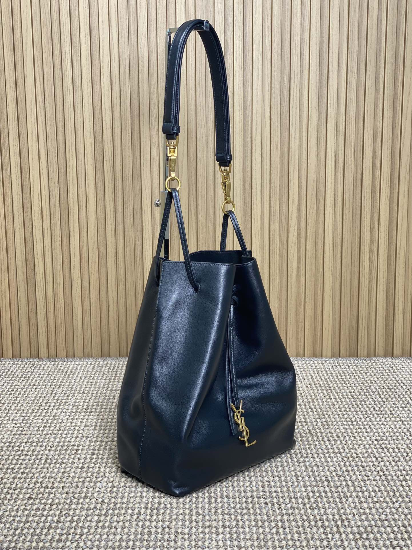 YSL PARIS VII pochon in lambskin 24X30X12cm - Image 4
