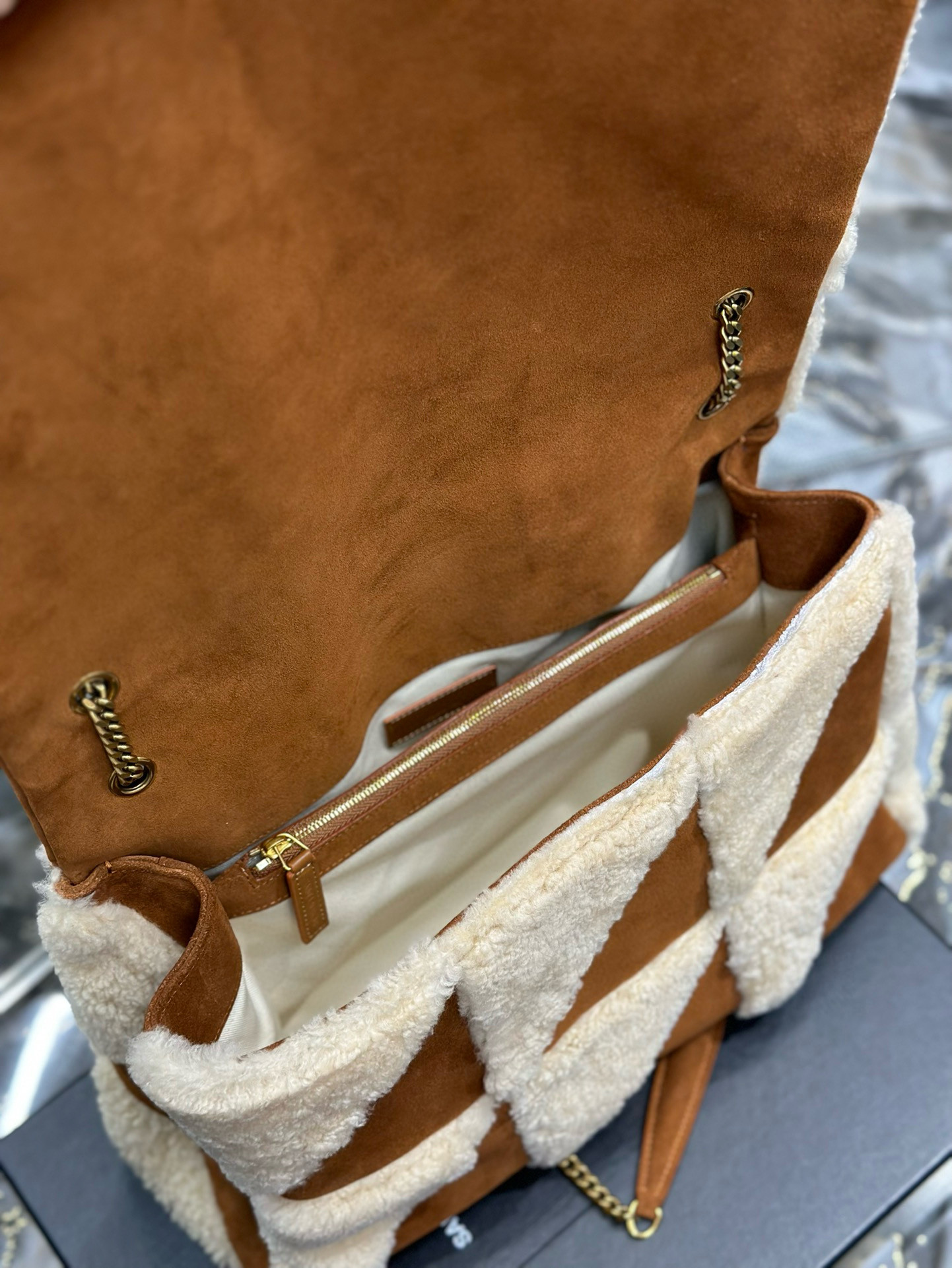 YSL Jamie Large in Suede and Shearling 38¡Á26¡Á12cm - Image 10