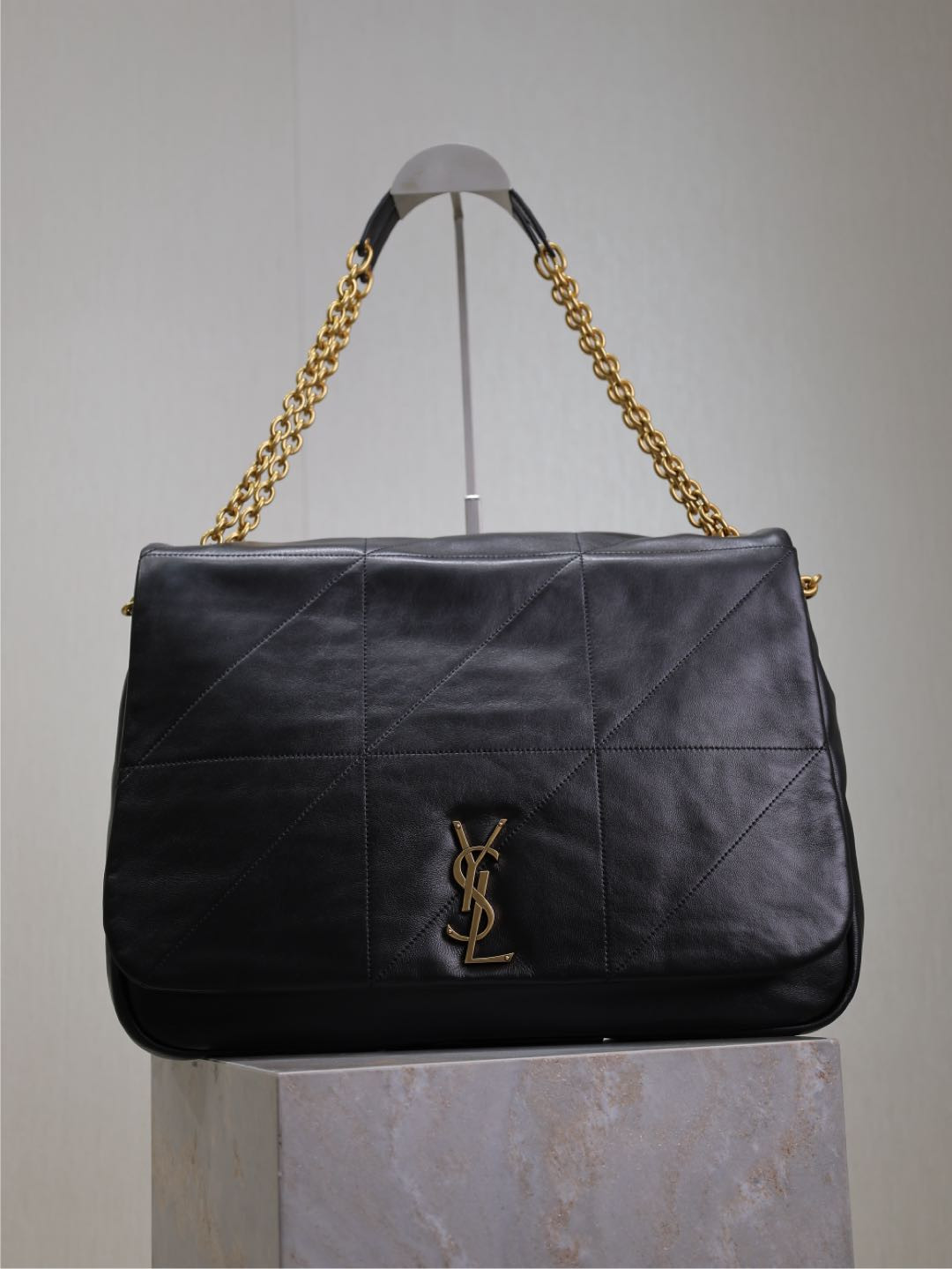 YSL large jamie 4.3 in lambskin 43x29x9cm - Image 2