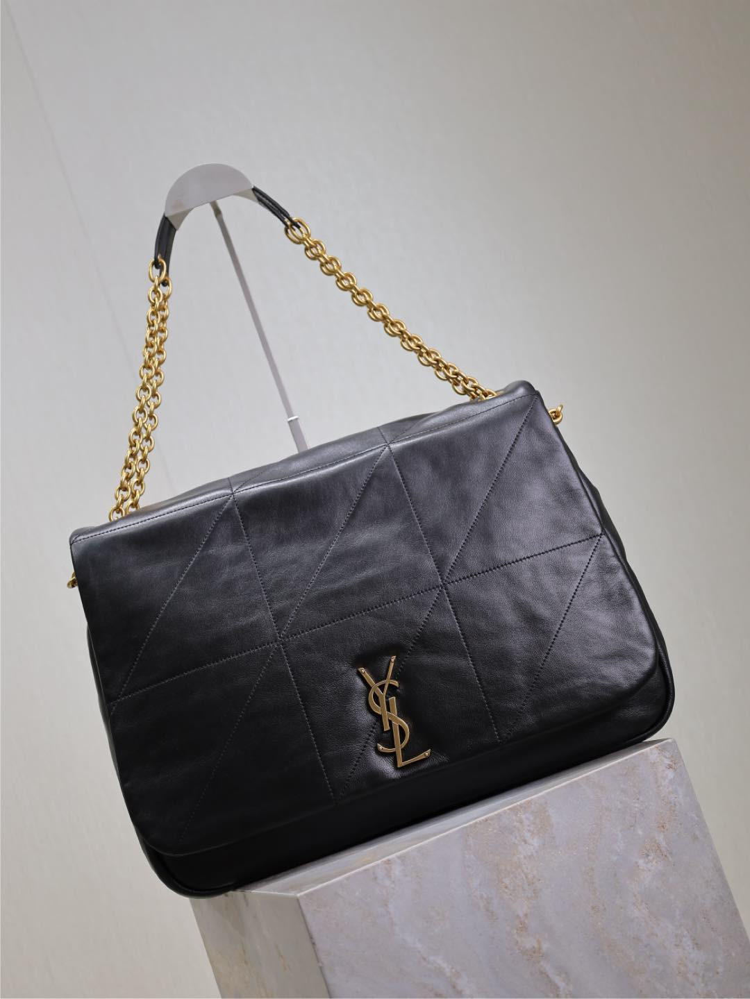 YSL large jamie 4.3 in lambskin 43x29x9cm - Image 3