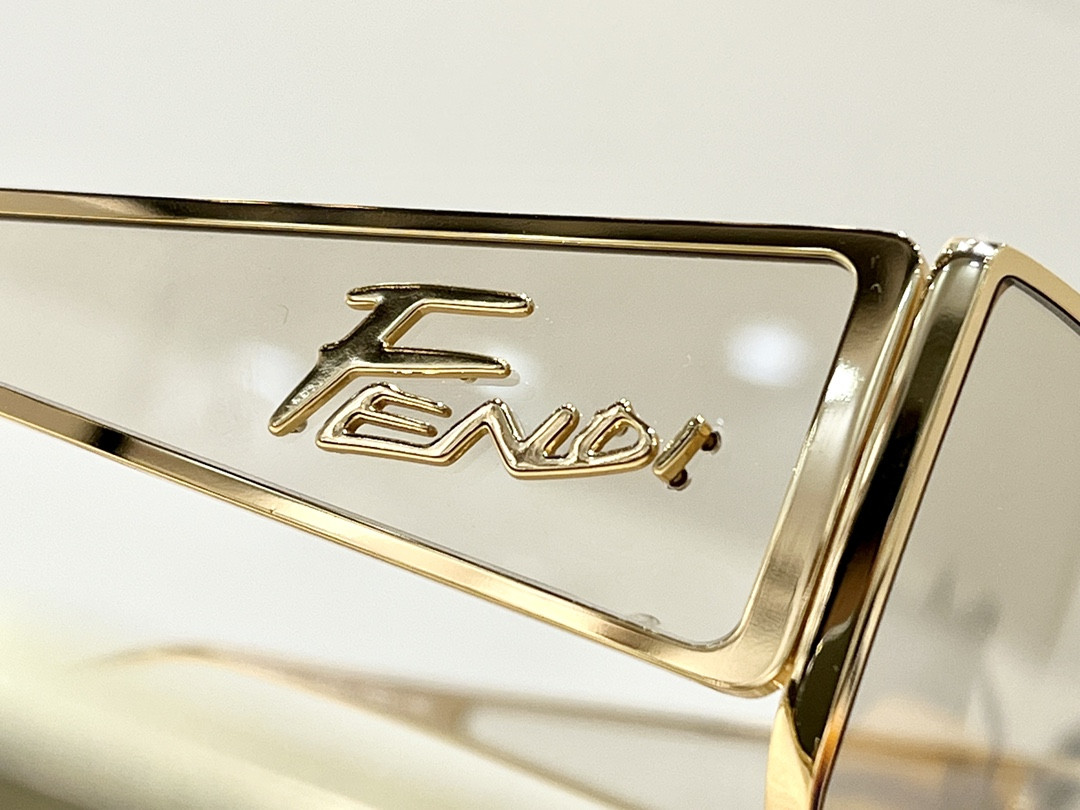 Fendi Glasses FF M0093S 70-2-150 - Image 14