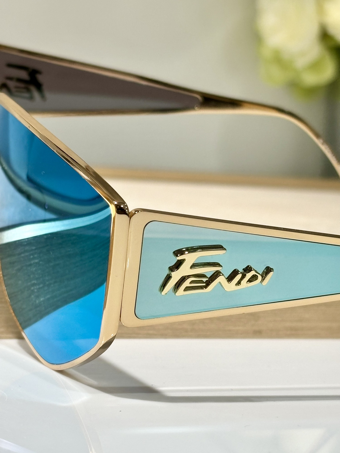 Fendi Glasses FF M0093S 70-2-150 - Image 11