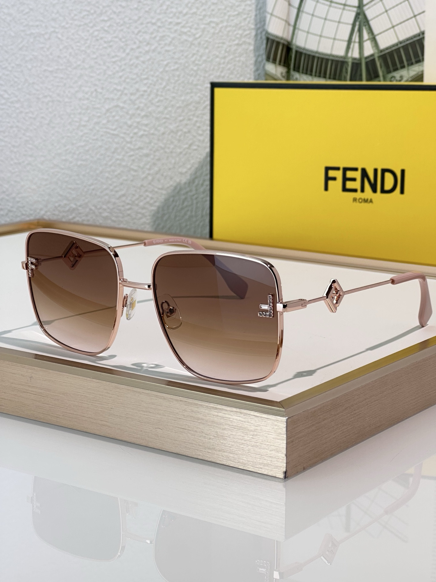 Fendi Glasses FE40149U 58-19-140 - Image 8