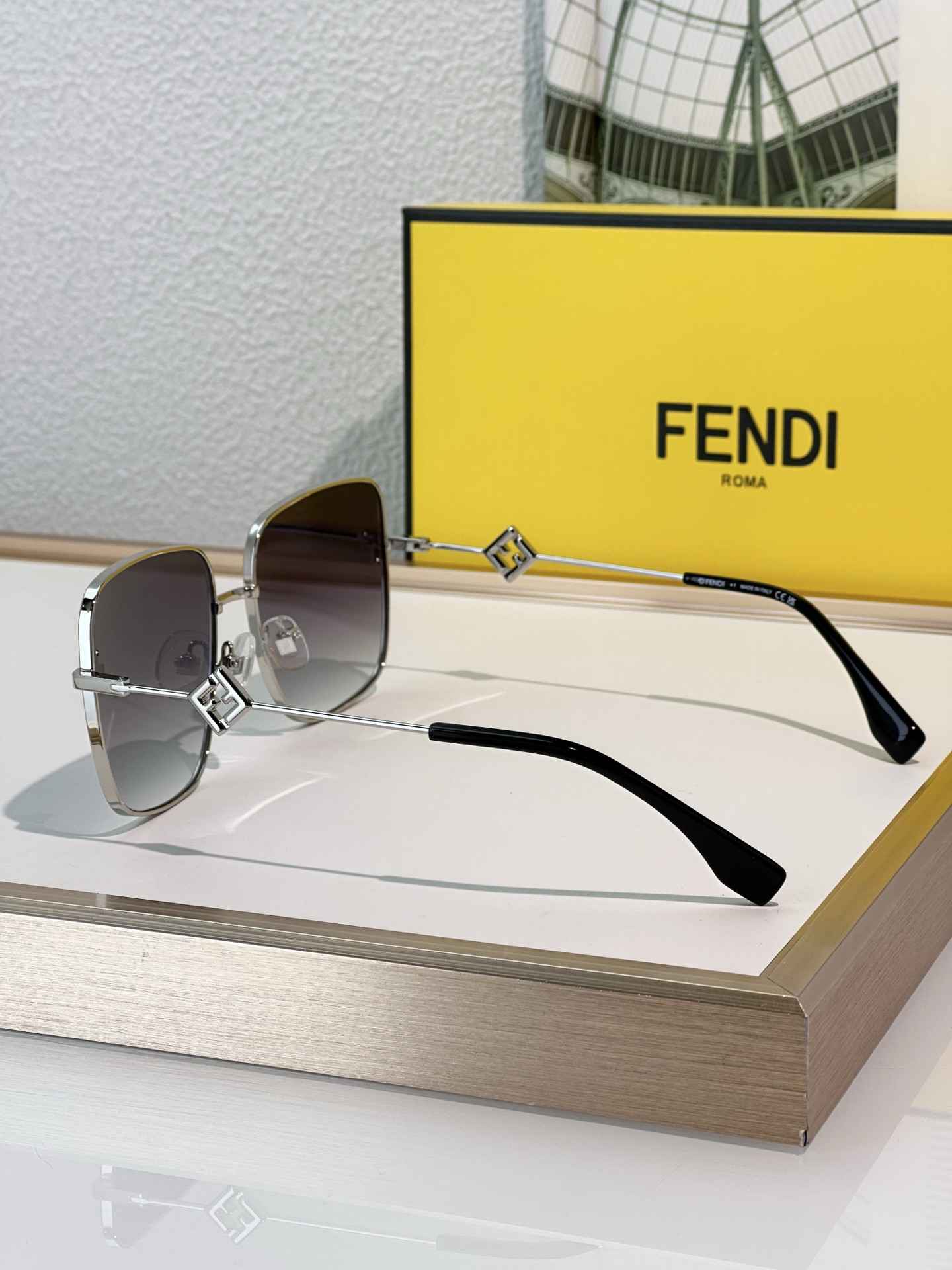 Fendi Glasses FE40149U 58-19-140 - Image 6
