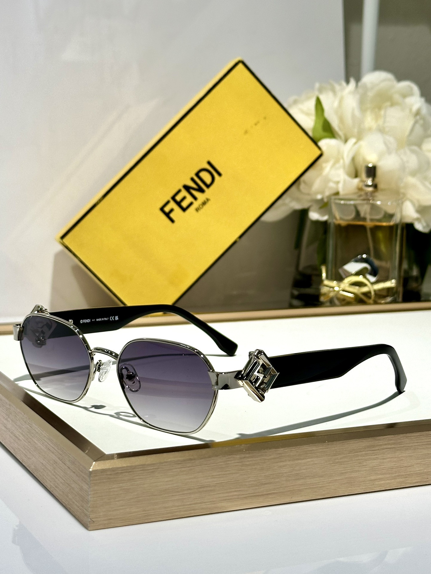 Fendi Glasses FE40148l 56-19-140 - Image 8