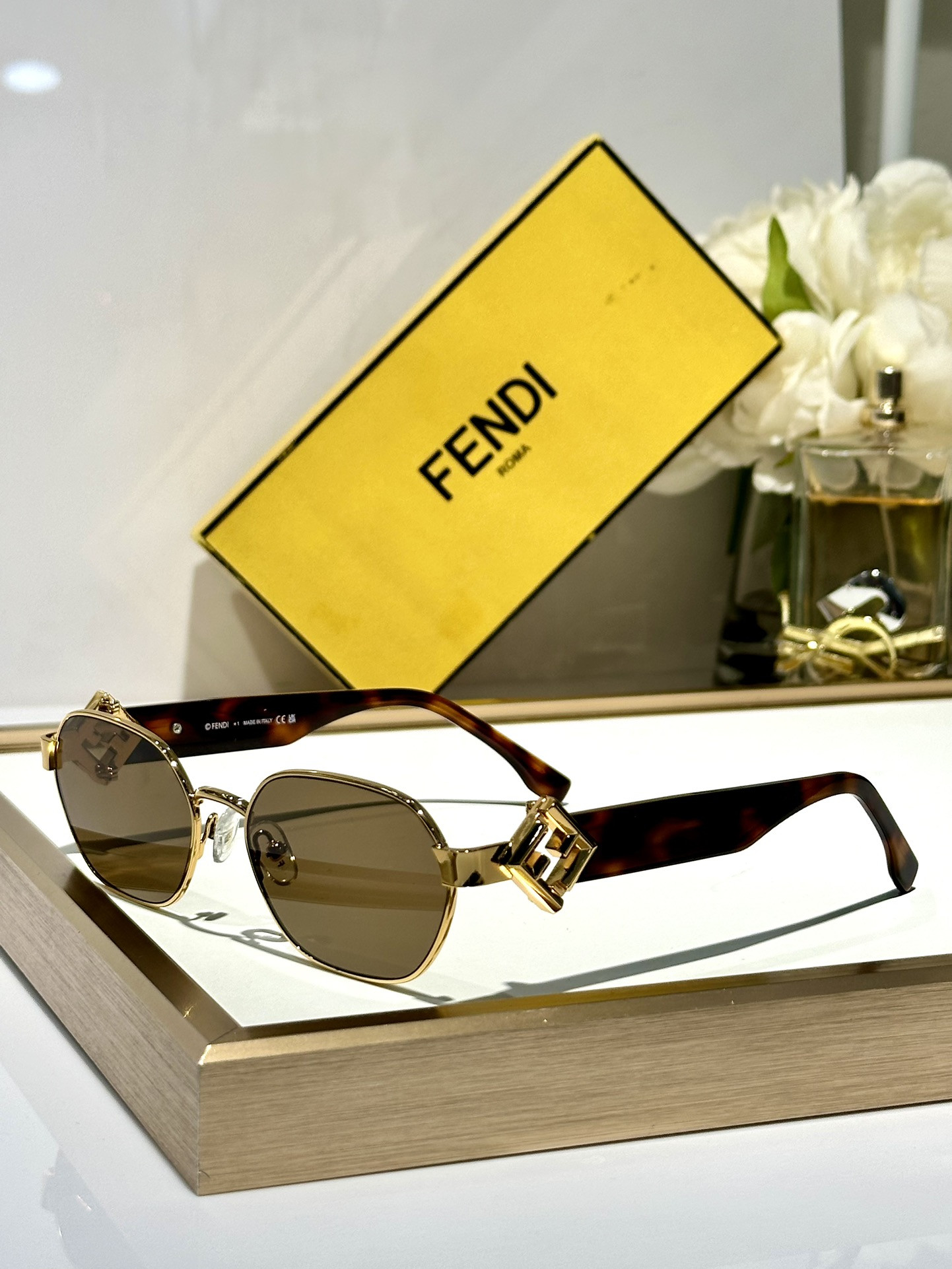 Fendi Glasses FE40148l 56-19-140 - Image 3