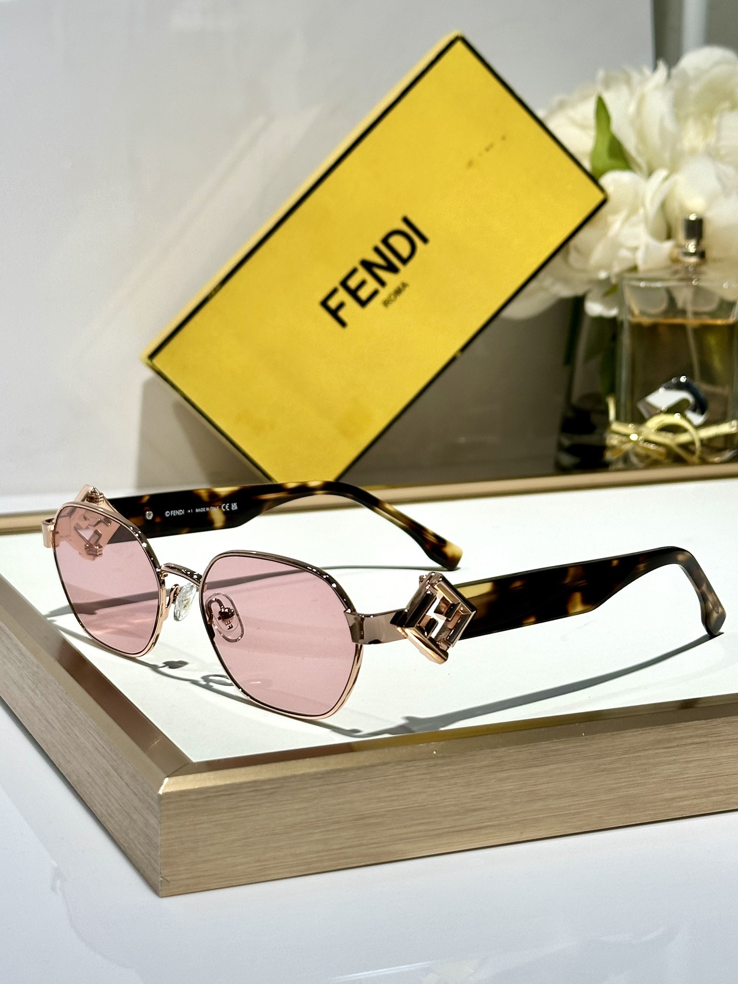 Fendi Glasses FE40148l 56-19-140 - Image 4