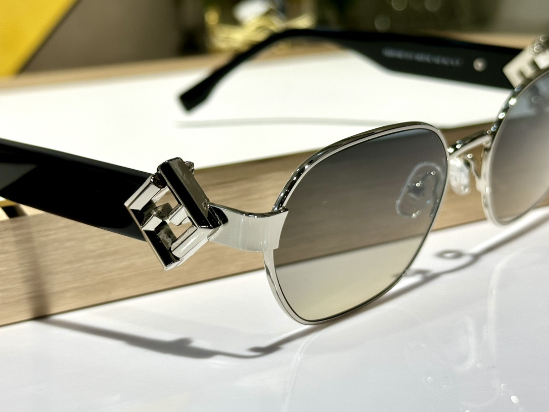 Fendi Glasses FE40148l 56-19-140 - Image 11