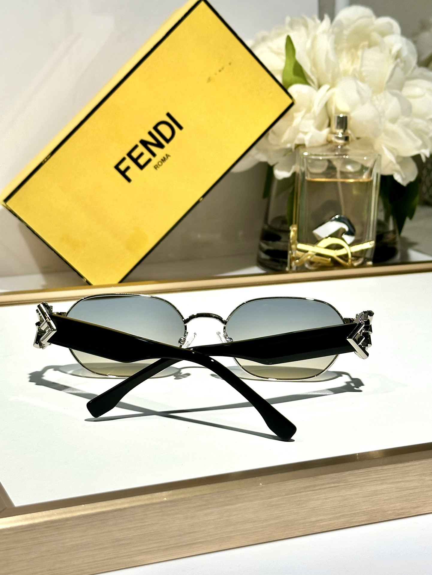 Fendi Glasses FE40148l 56-19-140 - Image 9