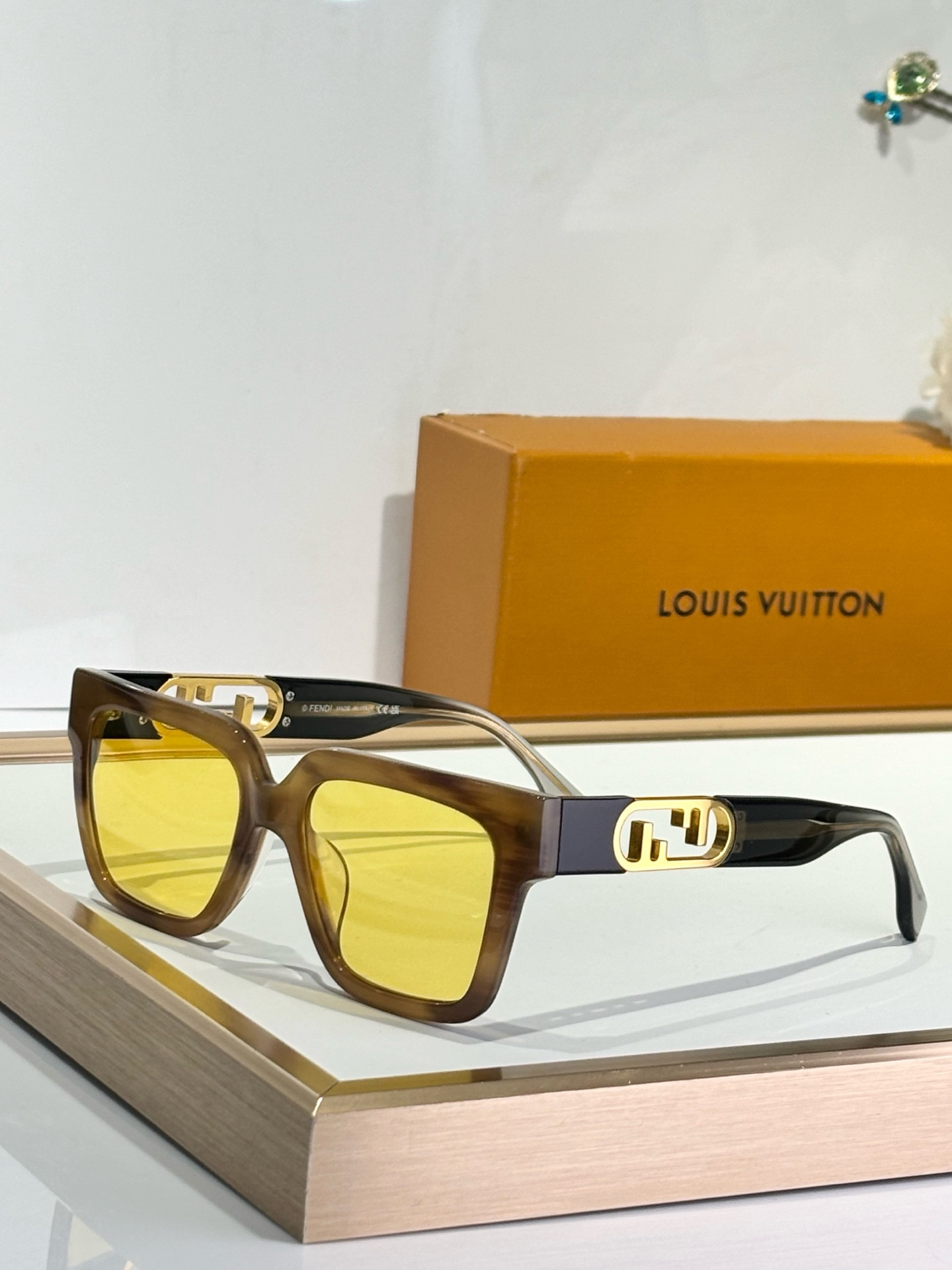 Fendi Glasses FE40180 51-19-145 - Image 7