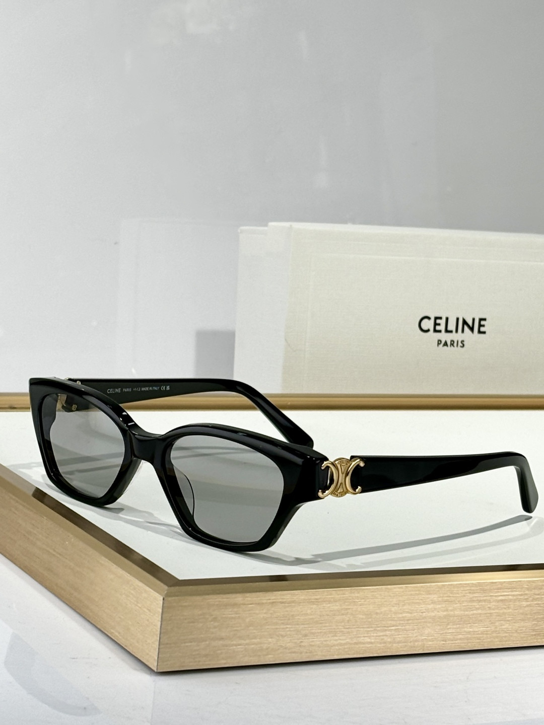 Celine Glasses CL40524 52-19-140 - Image 4