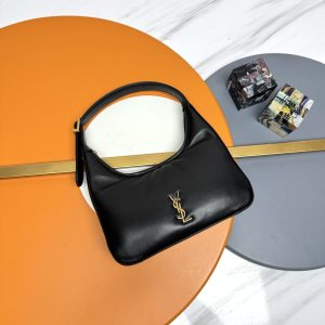 Alternative view of YSL calypso mini hobo in plunged lambskin 20 X 12 X 5 cm