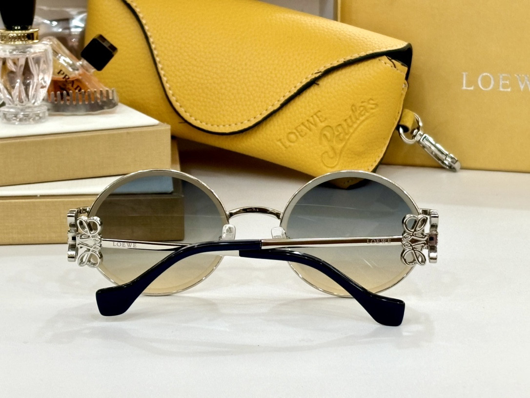 Loewe Glasses LW5111S 58-21-135 - Image 9