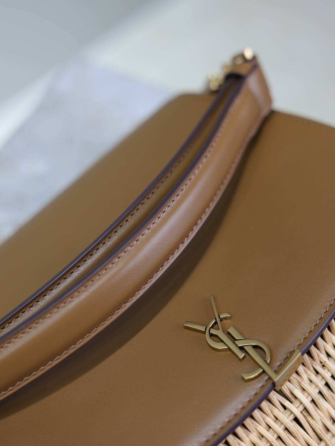 YSL Mini VOLTAIRE top handle bag in osier 20x22x7.5cm - Image 12
