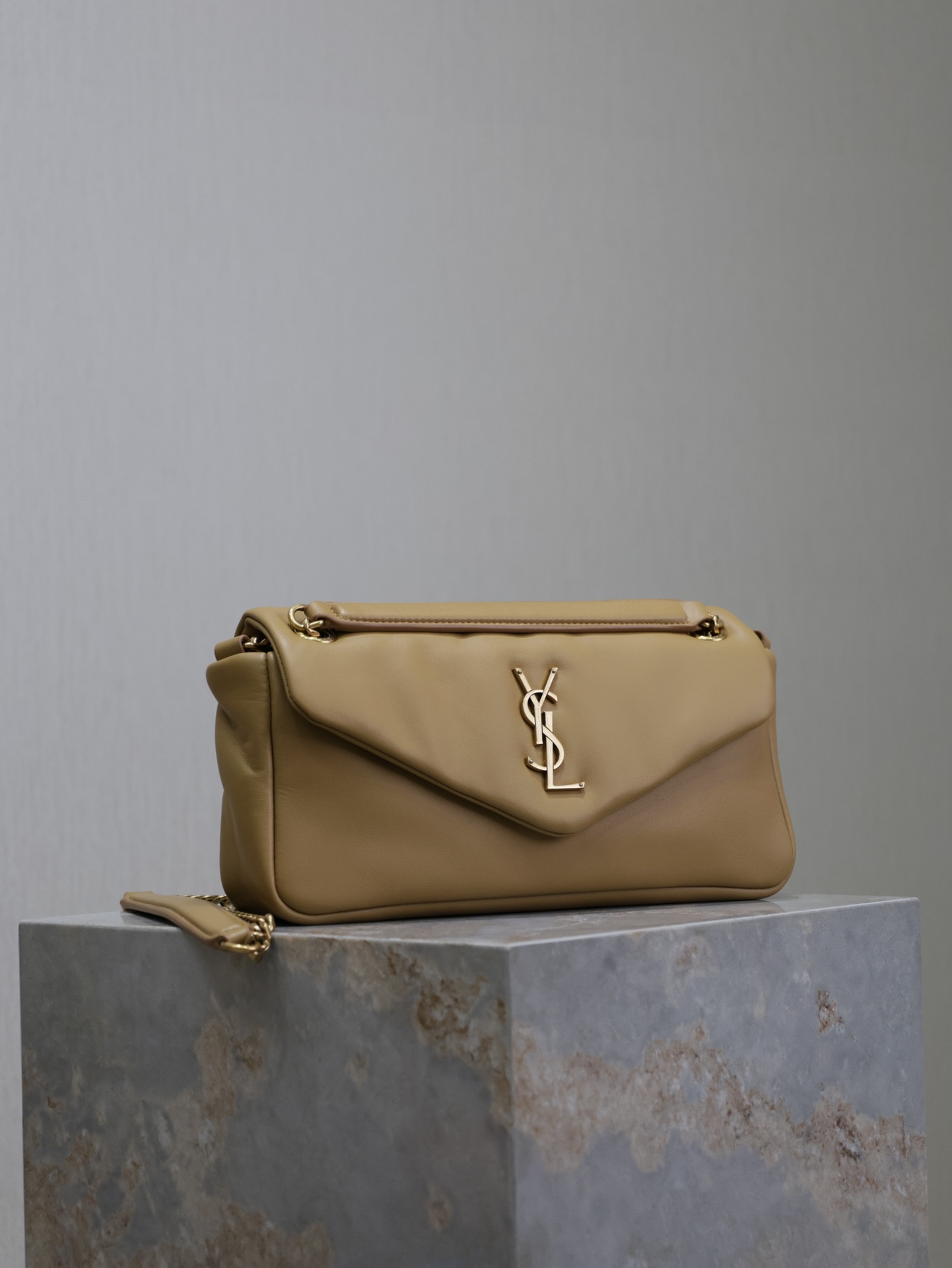YSL CALYPSO small in plunged lambskin 26x14x7cm - Image 4