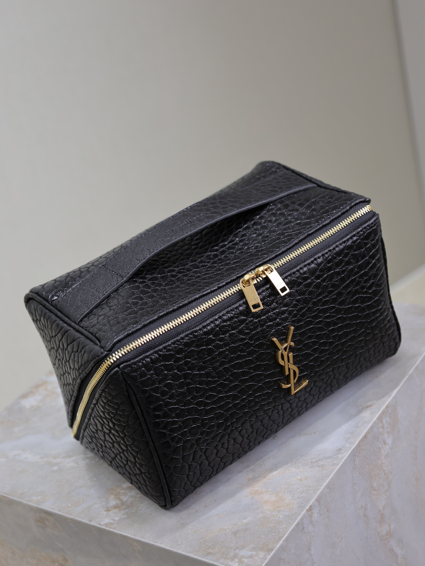 YSL GABY Vanity Case in Grained Leather 21x13x13cm - Image 4