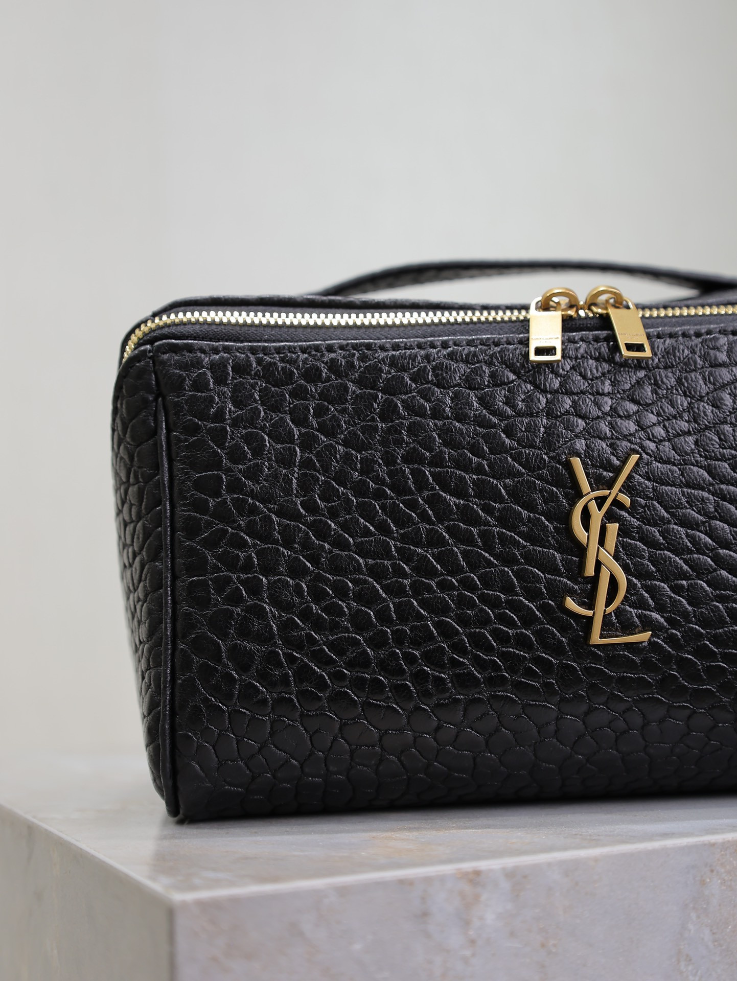 YSL GABY Vanity Case in Grained Leather 21x13x13cm - Image 10