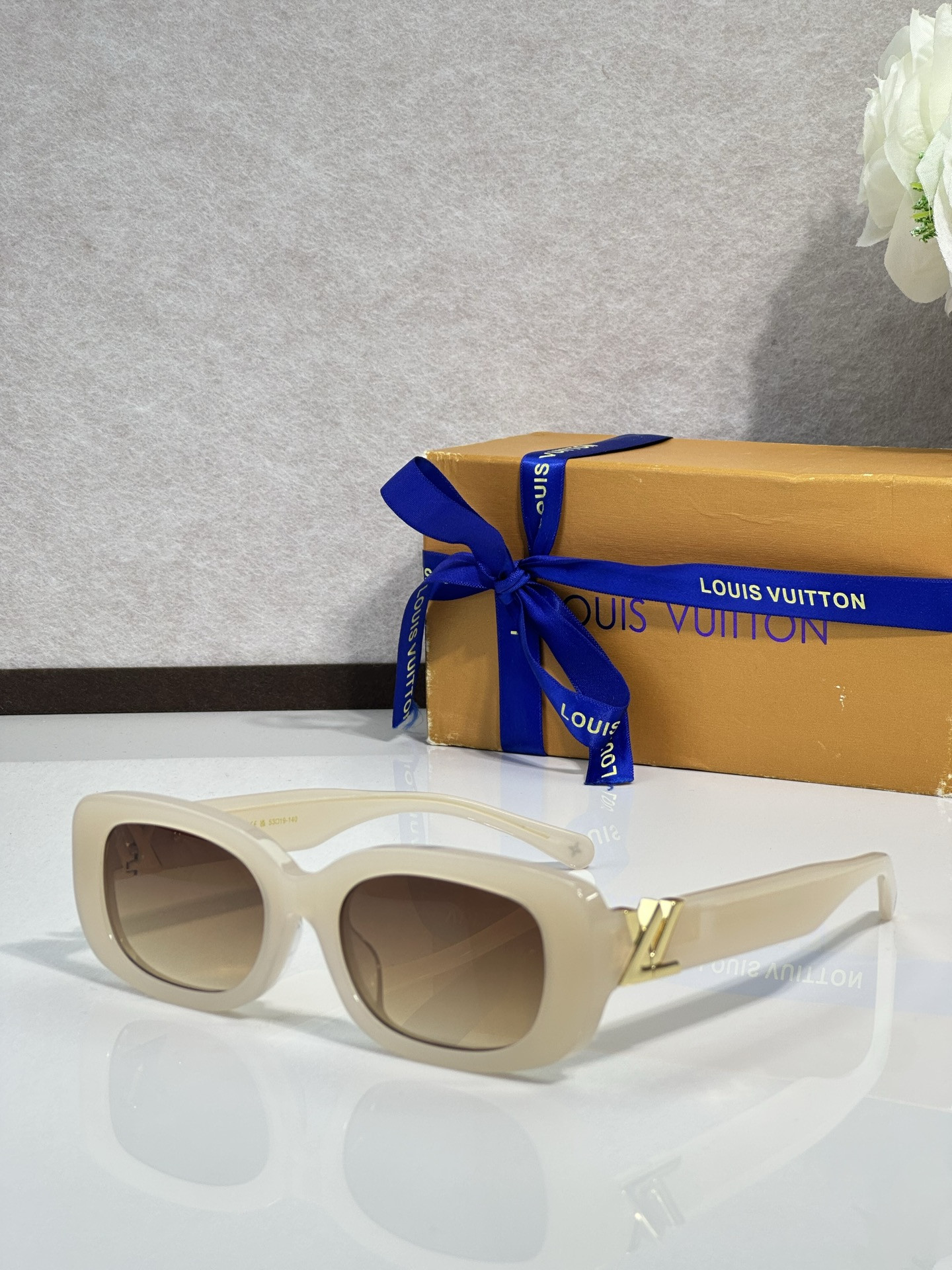 LV Glasses Z3013U 53-19-140 - Image 6