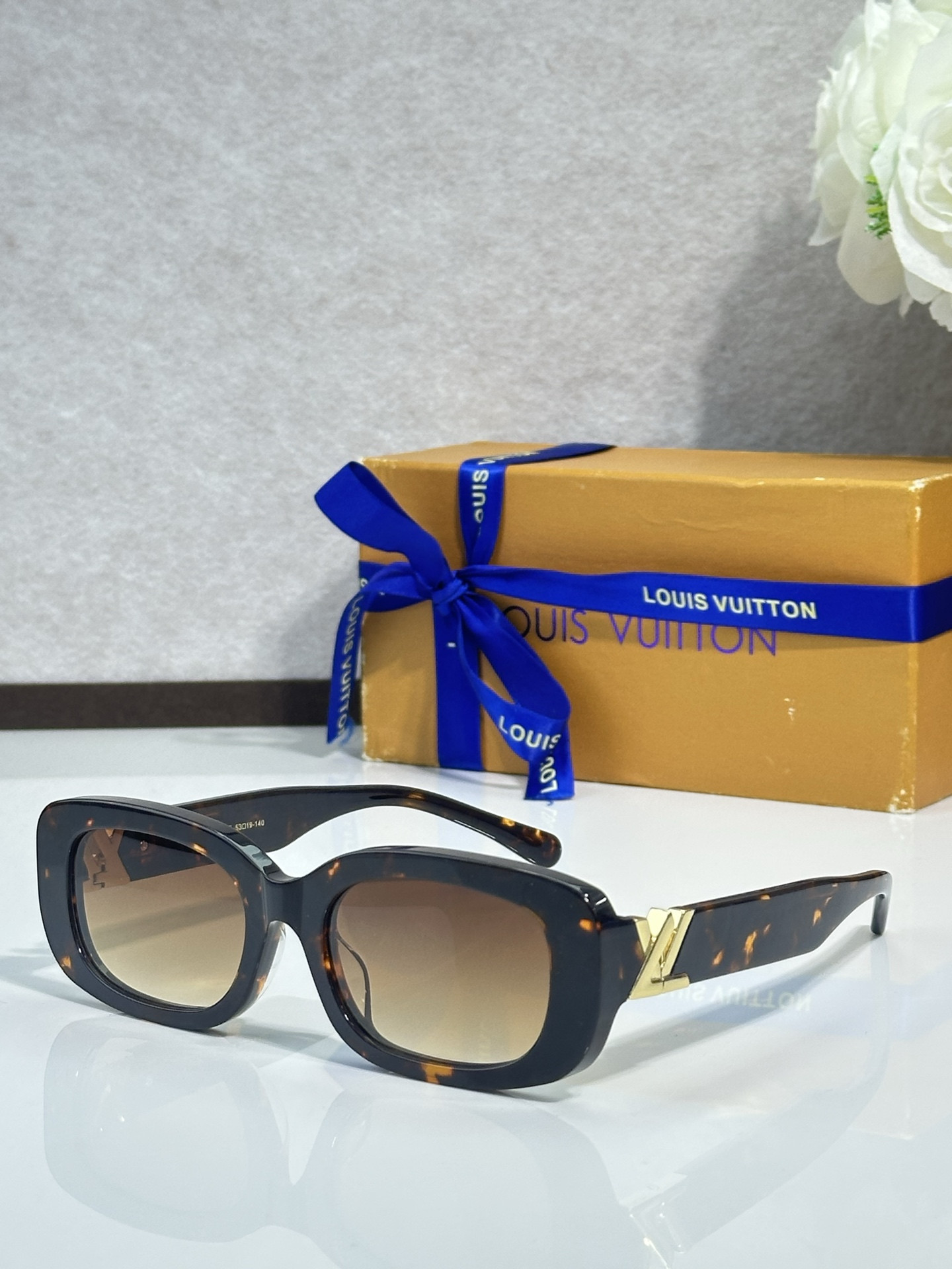 LV Glasses Z3013U 53-19-140 - Image 9