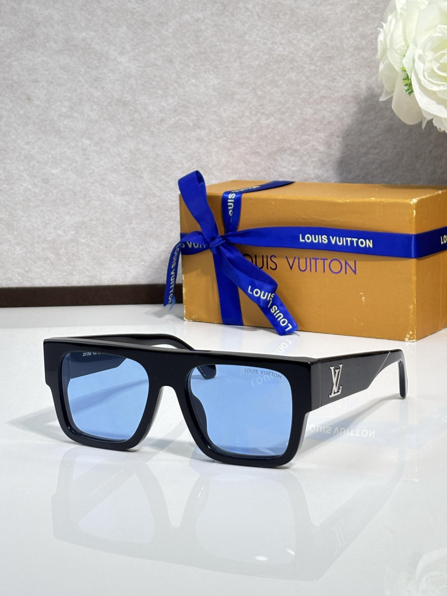 LV Glasses Z2707E Z2125E 55-19-145 - Image 3
