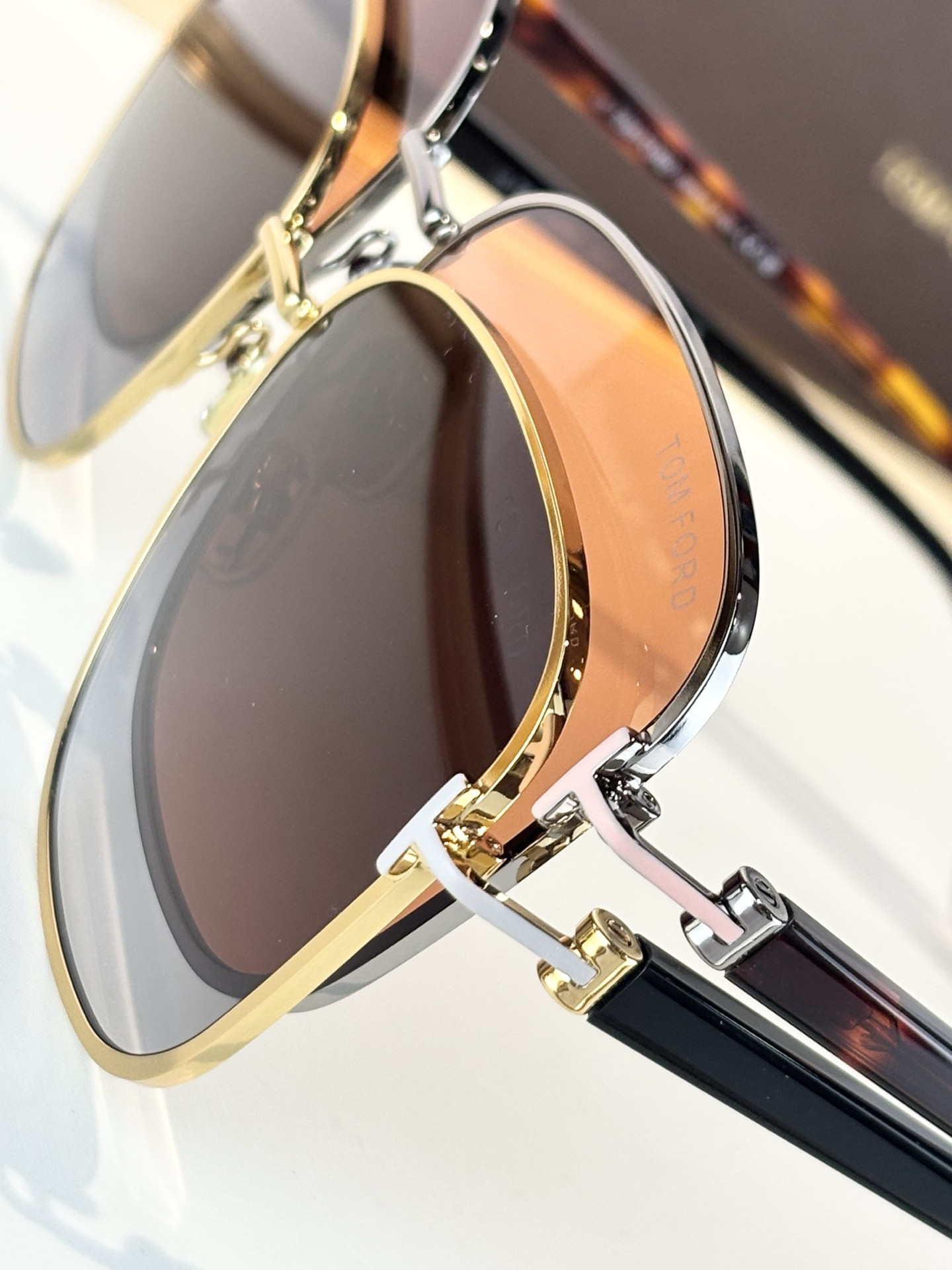 Tom Ford Glasses TF1029 57-17-140 - Image 8