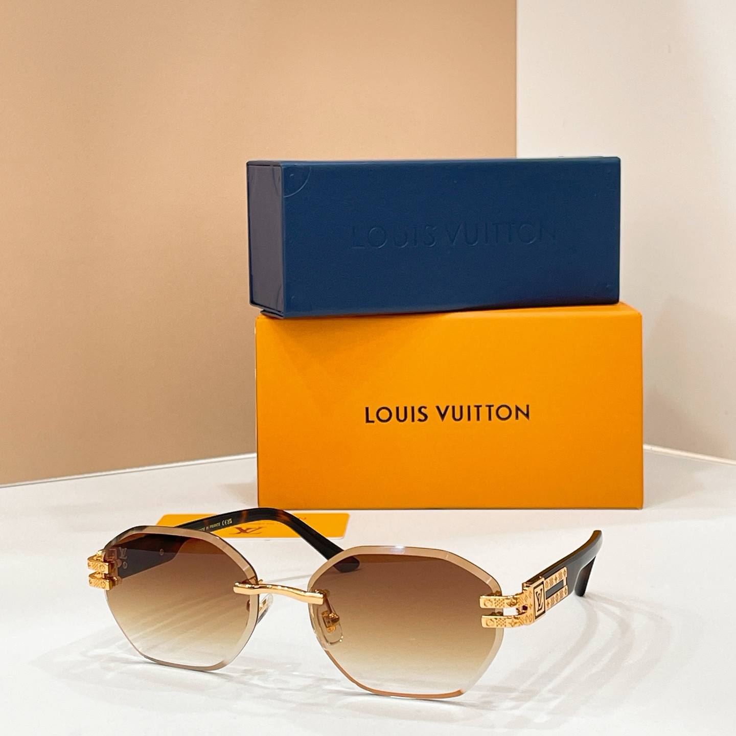 LV Glasses Z21945E 60-17-145 - Image 4