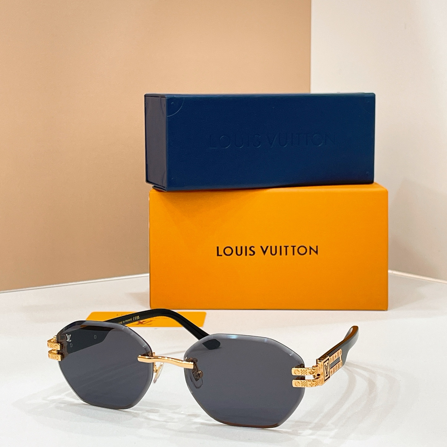 LV Glasses Z21945E 60-17-145 - Image 9