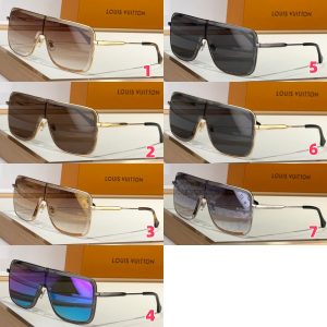 Alternative view of LV Glasses #4